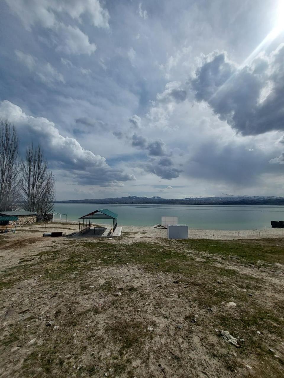 Hotel Maruna Sevan Exterior photo